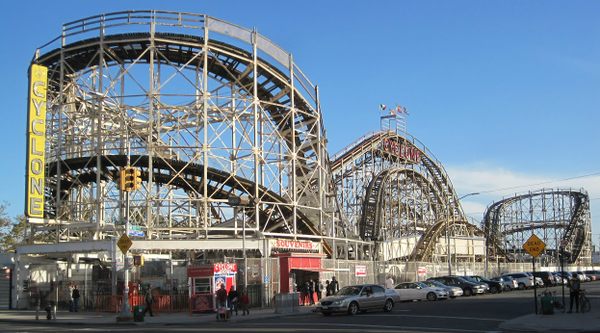 Topan di Brooklyn, New York