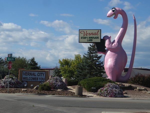 Dinah the Pink Dinosaur di Vernal, Utah
