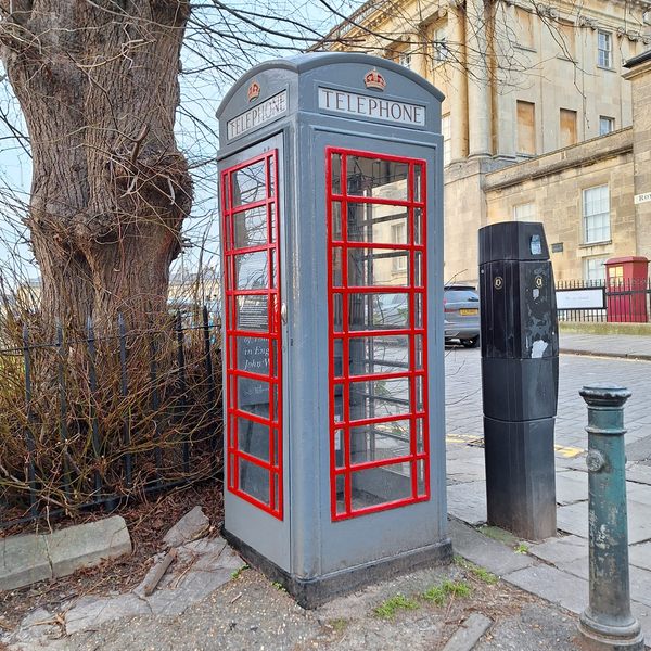 Gray K2 Phone Booth di Bath, Inggris
