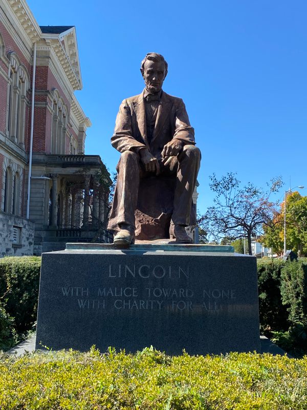 Monumen Lincoln di Wabash, Indiana