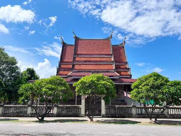 Wat Chai Sri in Sawathi, Thailand